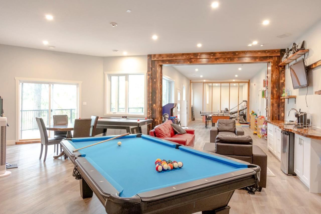 Ski In Ski Out With Huge Game Room And Hot Tub ファーニー エクステリア 写真