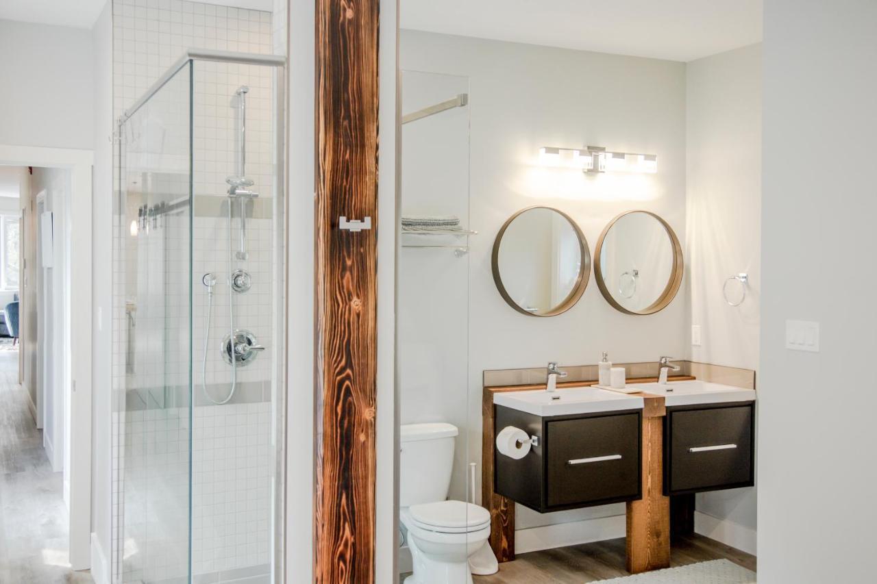 Ski In Ski Out With Huge Game Room And Hot Tub ファーニー エクステリア 写真