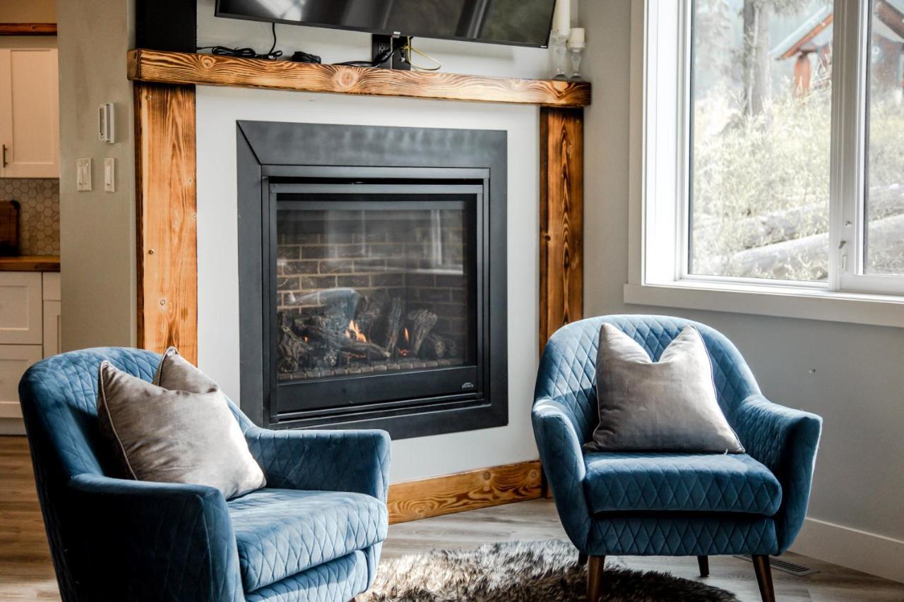 Ski In Ski Out With Huge Game Room And Hot Tub ファーニー エクステリア 写真
