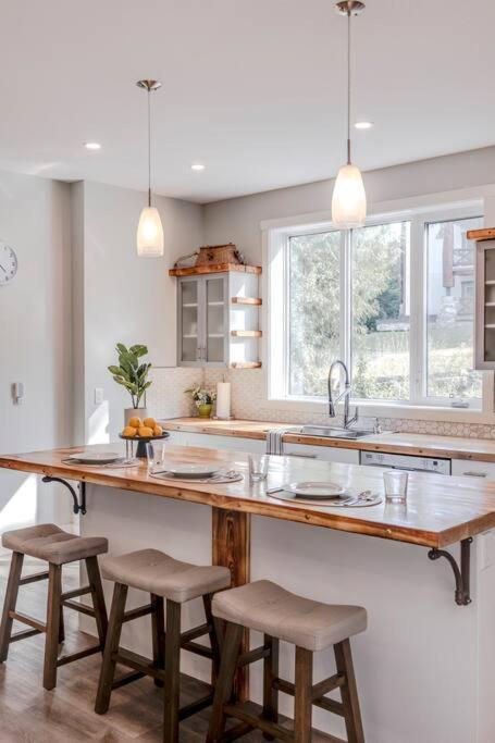 Ski In Ski Out With Huge Game Room And Hot Tub ファーニー エクステリア 写真