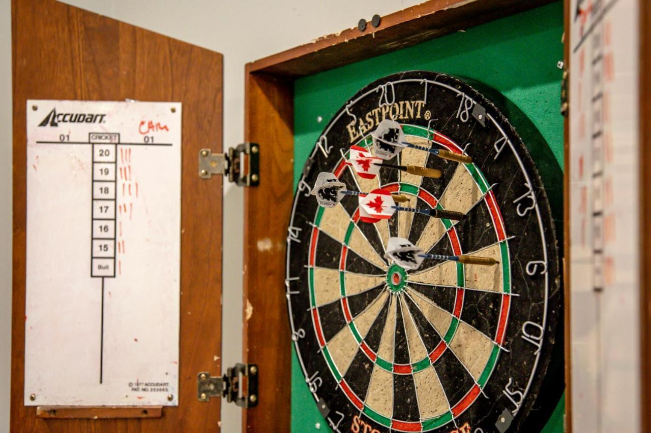 Ski In Ski Out With Huge Game Room And Hot Tub ファーニー エクステリア 写真